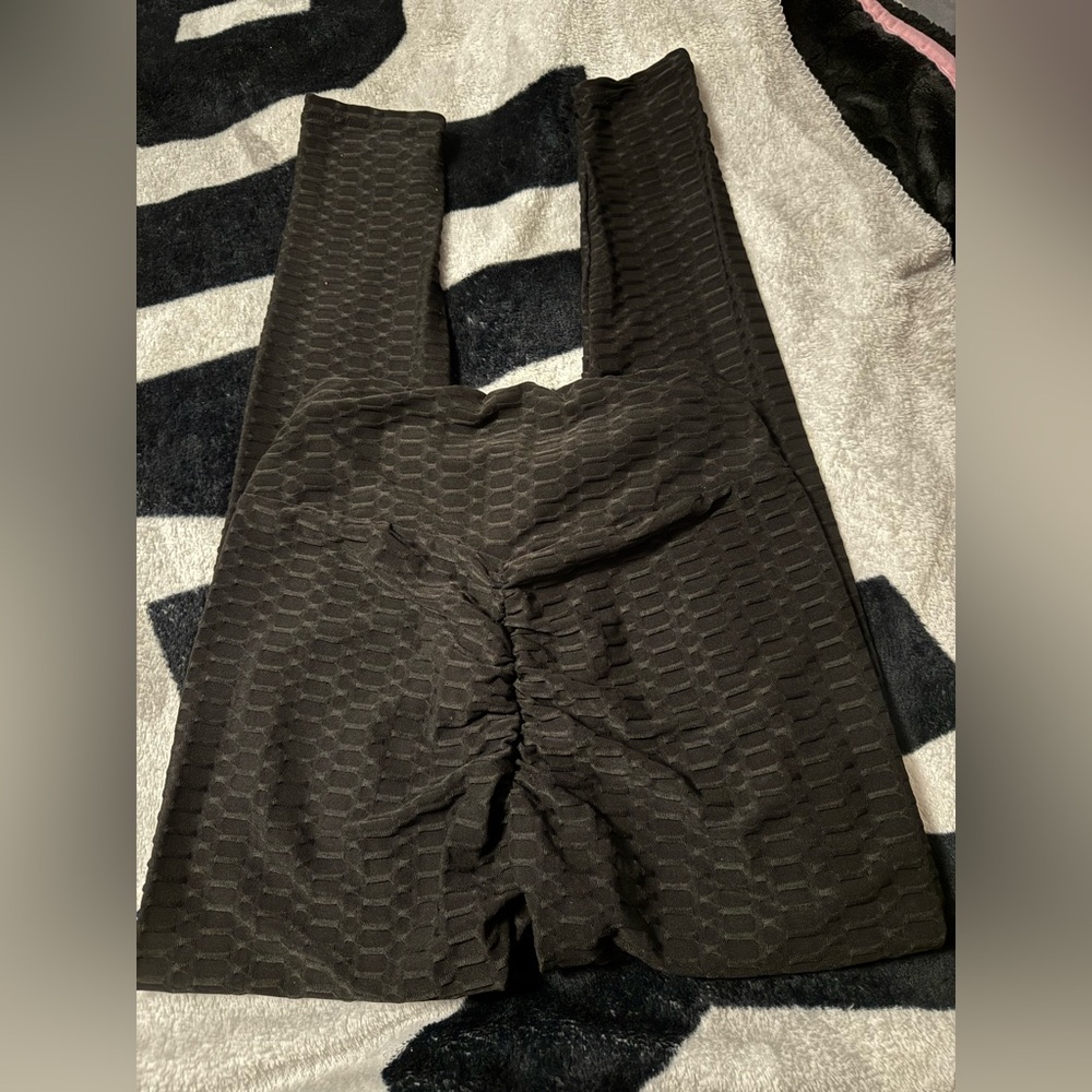 Women’s booty scrunch Tik Tok leggings